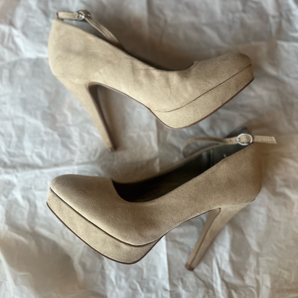 5” Platform Faux Suede Heels 👠🔥💃